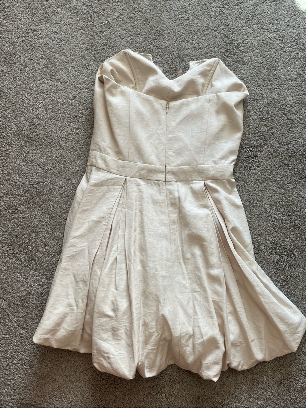 Ever Strapless Balloon Dress - Picture 2 of 4
